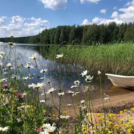 Holiday home Vehkaniemen Lomatila Pohjaslahti
