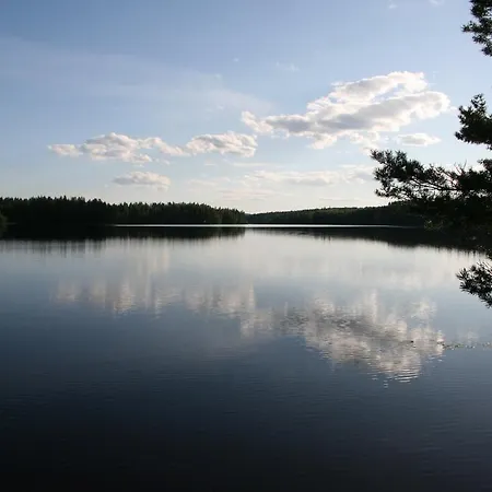 펜션 Vehkaniemen Lomatila Pohjaslahti